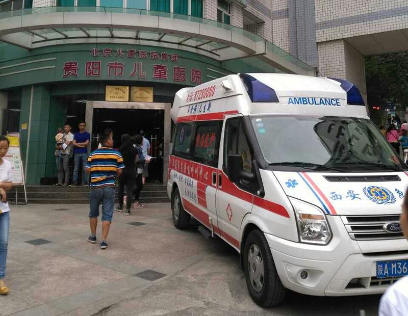 南山区救护车转院