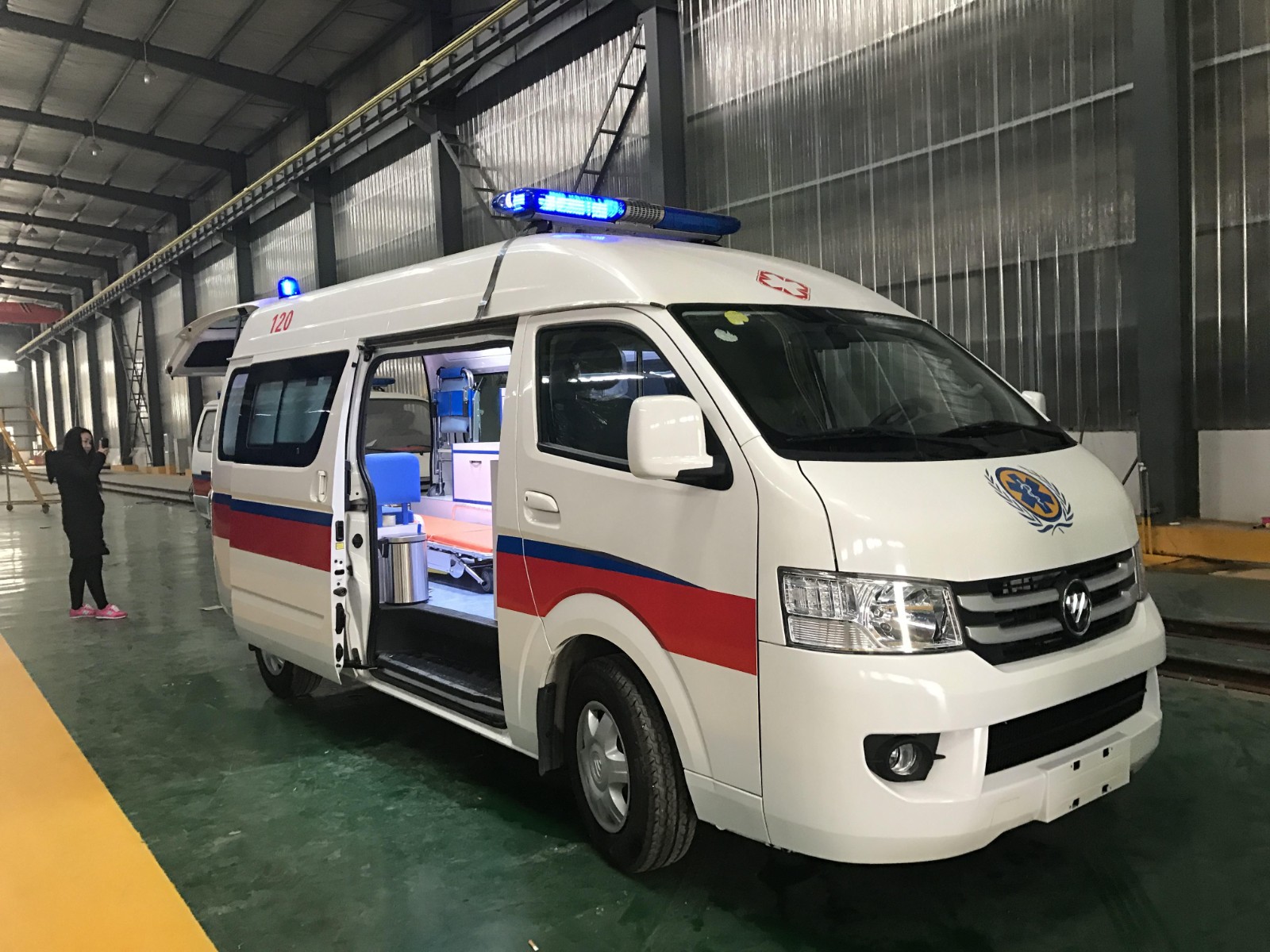 南山区救护车转院